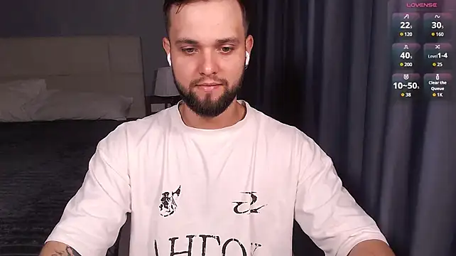 הופעת וובקאם של ChillyXO