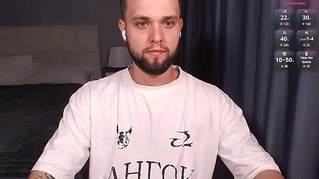 ChillyXO Webcam Show