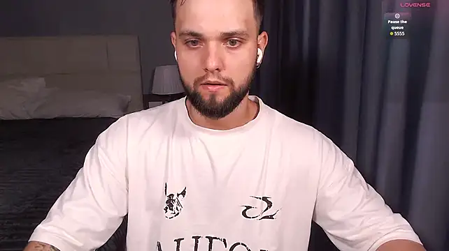 ChillyXO Webcamshow