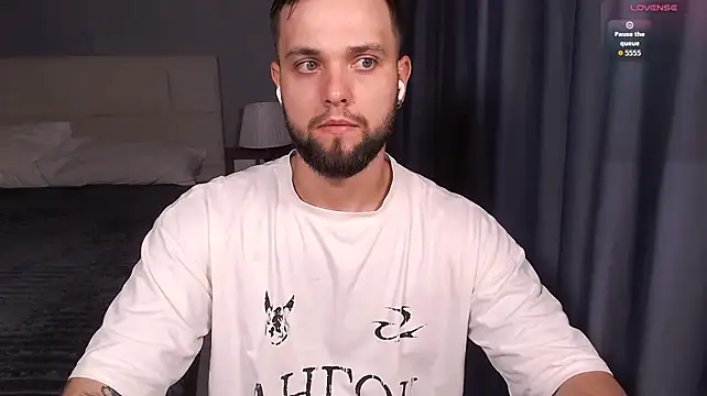 ChillyXO Webcamshow