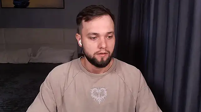 Вебкам-шоу ChillyXO
