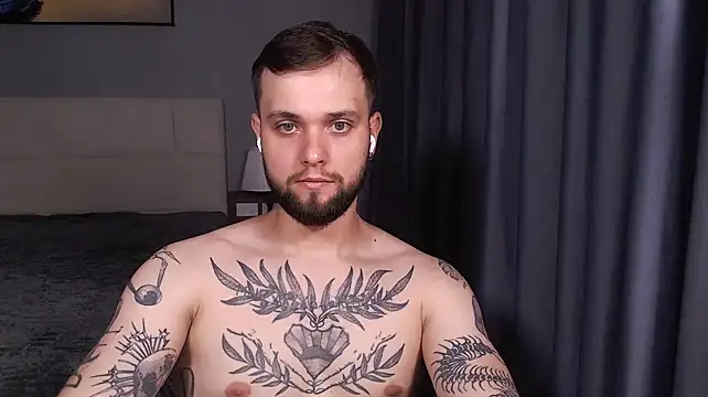 ChillyXO 网络视讯表演