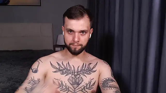 ChillyXO webcam show