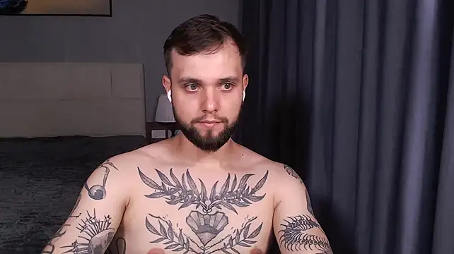 Show modela ChillyXO na web-kameri