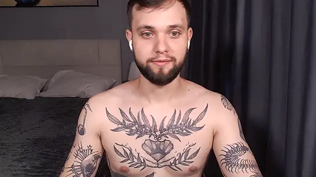 ChillyXO's Webcam Show