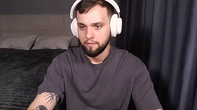 ChillyXO Webcam Show