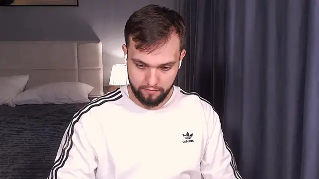 ChillyXO Webcamshow