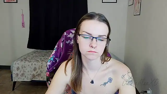 DaisieMaeXO's Webcam Show