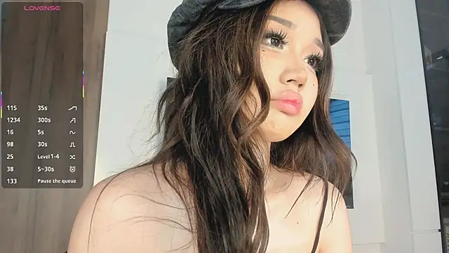 Aoki_sweet Adlı Modelin Web Kamerası Şovu