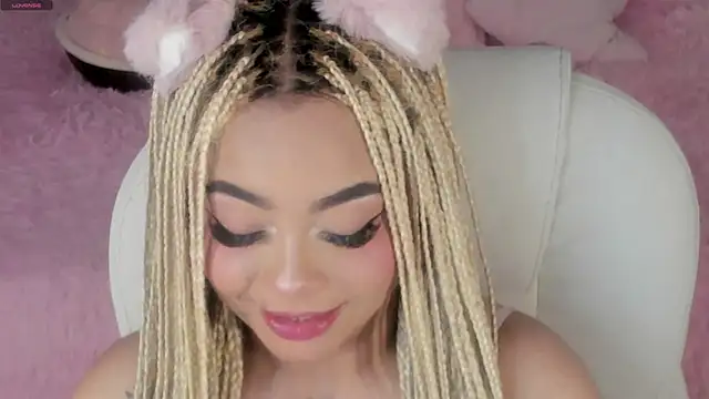 Czat XXX na żywo – conny__curly