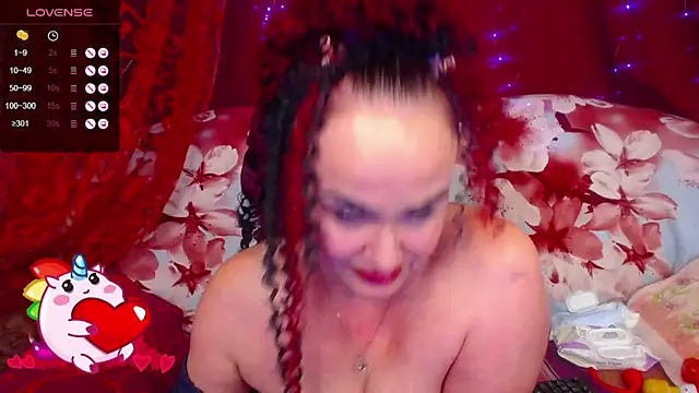 hotzlata's Live XXX Chat