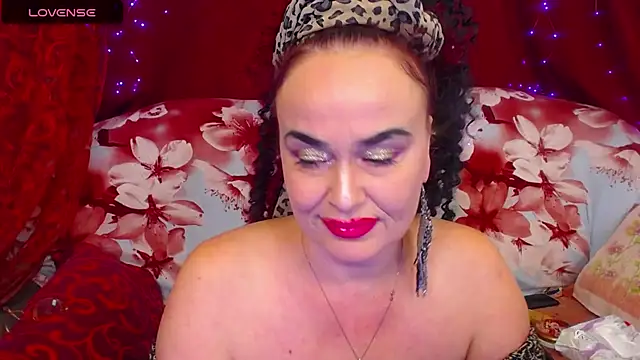 hotzlata's Live XXX Chat