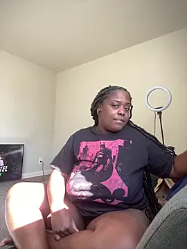 fantasygyal's Live Chat Room