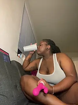 fantasygyal's Webcam Show