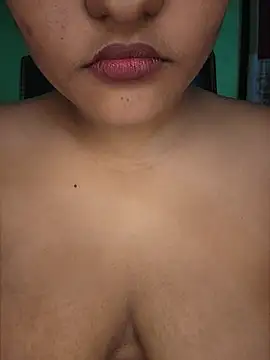 Živý XXX chat Aruna-1
