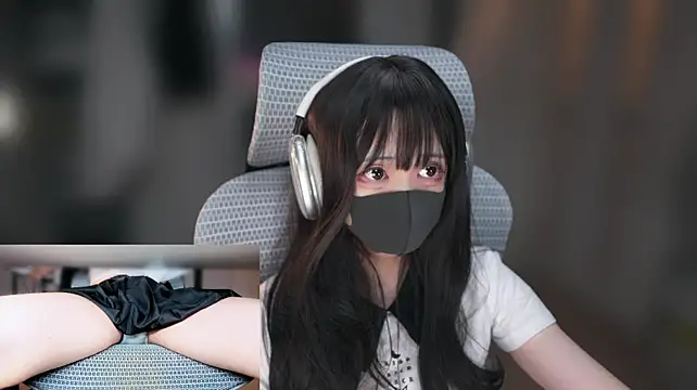 envyko_ai 网络视讯表演