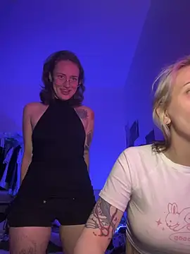 Dooubletroublee Webcam show
