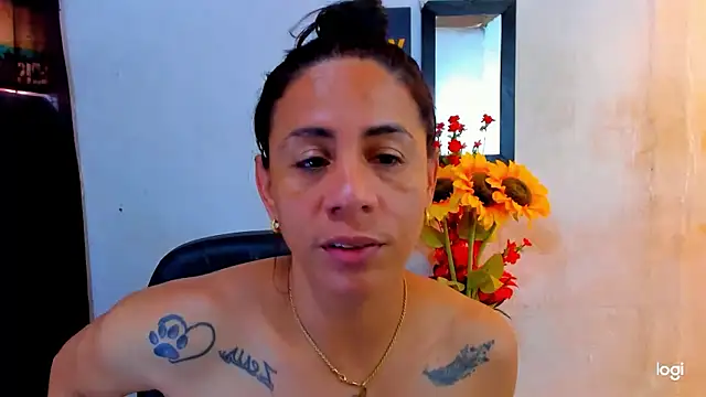 juanblakbigcock 网络视讯表演