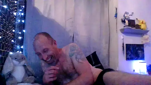 Živá chatovací místnost El_Gizmo