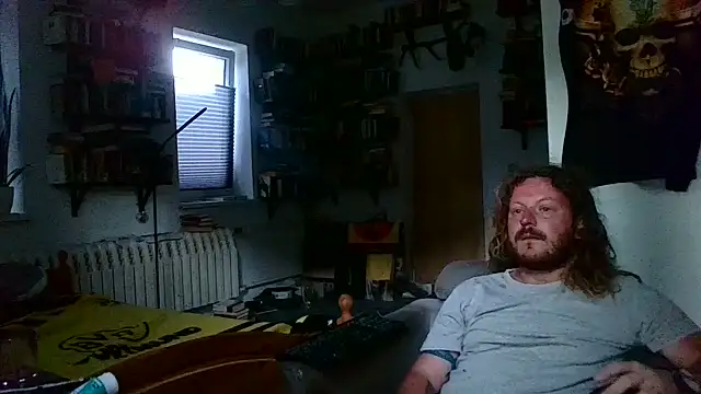 Show modela sunr1sa na web-kameri