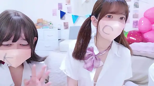 841_yayoin Webbikameraesitys