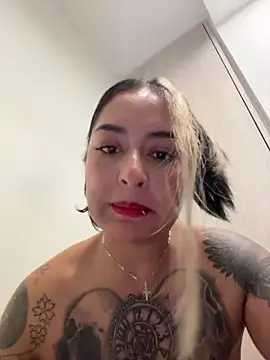 Rae_Lil_White Webcam show