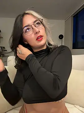 Rae_Lil_White Adlı Modelin Web Kamerası Şovu