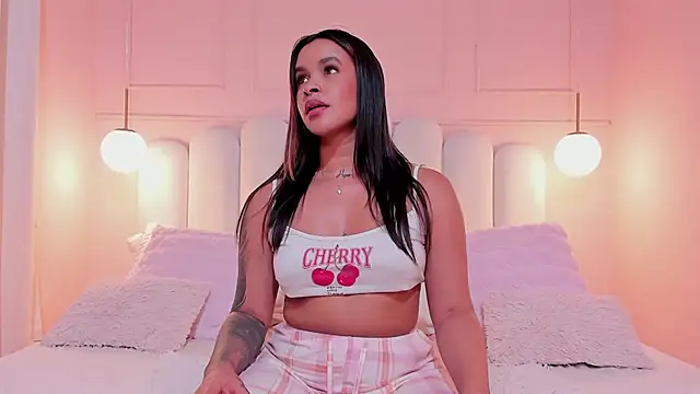 Chatroom XXX en direct de sarah_salis_