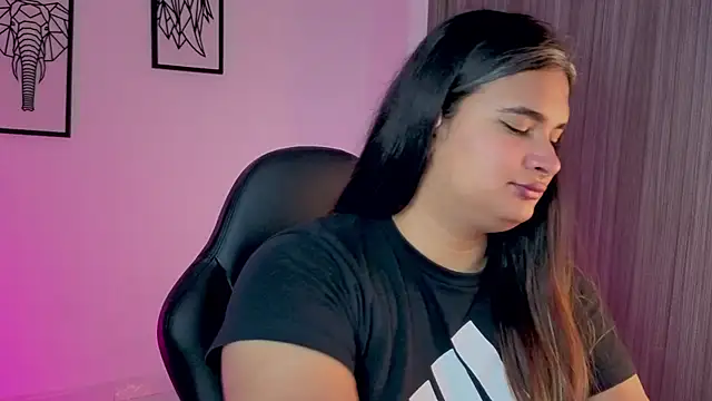 Bonnie__Bennett Pertunjukan Webcam