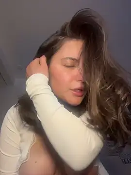 sukhakunis1 Show in webcam