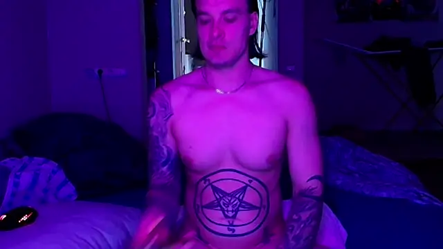 baphomet_from_ice webcam show
