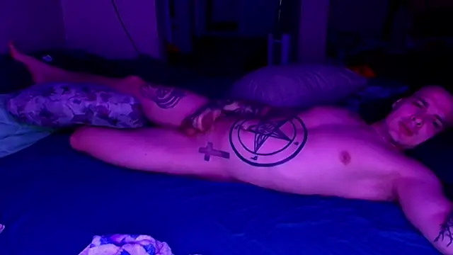 baphomet_from_ice Show in webcam