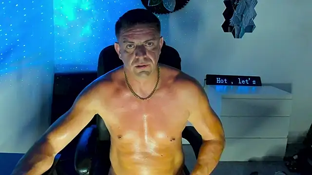 Show modela petr37pol na web-kameri
