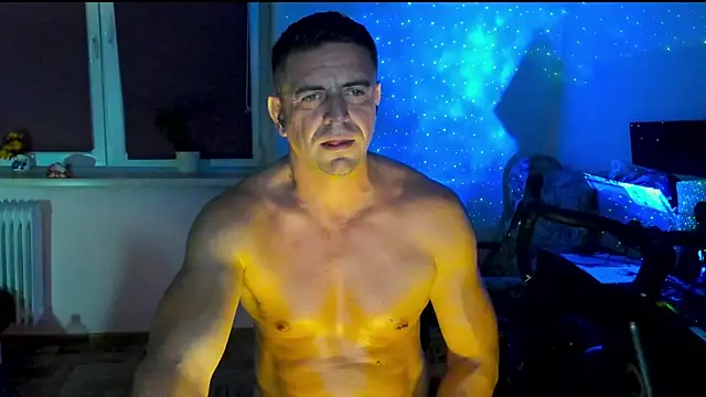 Show modela BadBoyVibes84 na web-kameri