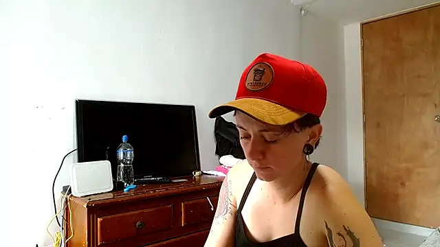 tomboyblue Adlı Modelin Canlı XXX Sohbeti