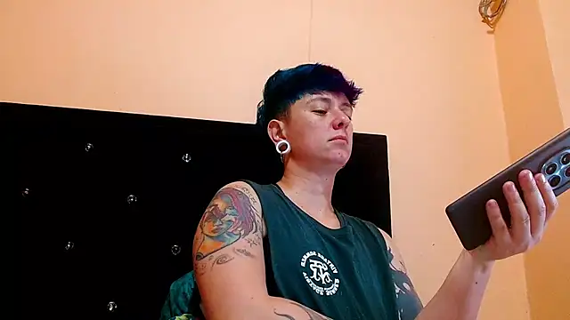 tomboyblue Live XXX-Chat