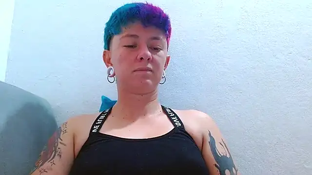 tomboyblue Chat XXX in diretta