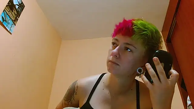 tomboyblue Live XXX-Chat