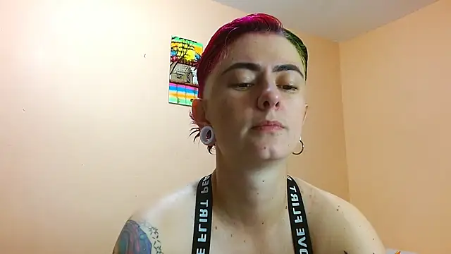 tomboyblue's Live XXX Chat