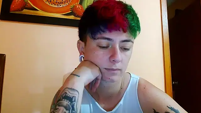 tomboyblue's Live XXX Chat
