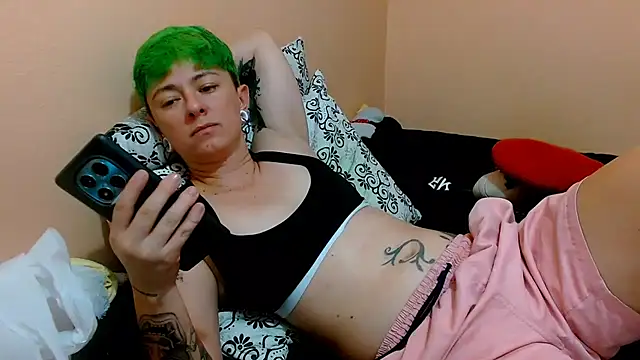 tomboyblue Adlı Modelin Canlı XXX Sohbeti