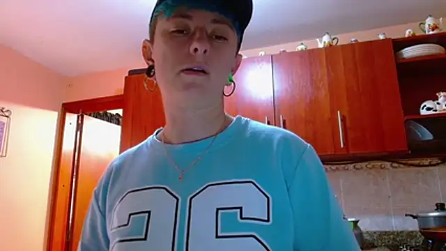 צ'אט XXX בשידור חי של tomboyblue