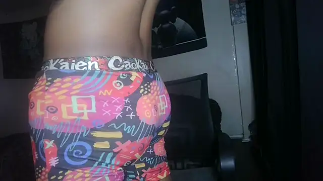 slimgod13 Show in webcam