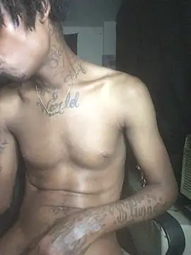 slimgod13: διαδικτυακό σόου στην κάμερα