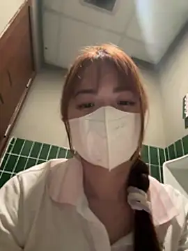 Lina-Xuka81 Live XXX-chat