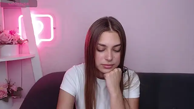 MilanaAngelAs Chat XXX live