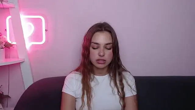 แชท XXX สดของ MilanaAngelAs