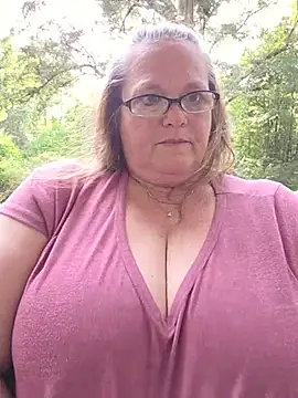 bbwkrystal71 ওয়েবক্যাম শো