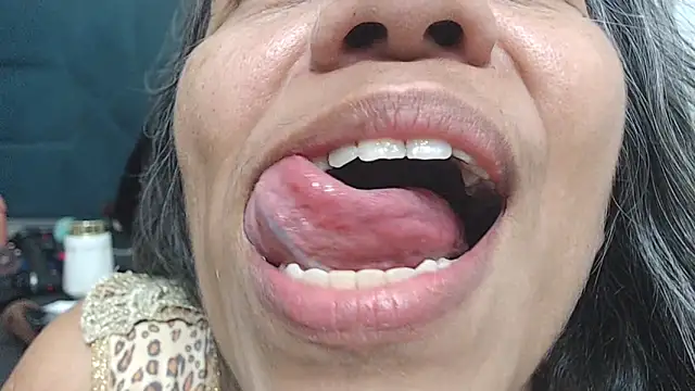 Czat XXX na żywo – chanel_grant