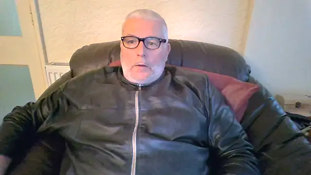 Leatherman63 Webcam show